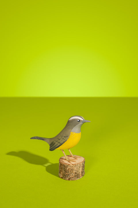 "Cambacica" Hand-carved Brazilian Bird Ornament