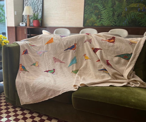 “Birds” in Off-White Bed Throw 220x150cm