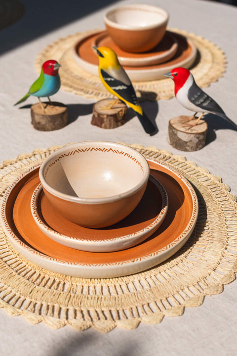 "Sabiá"-laranjeira Hand-carved Brazilian Bird Ornament